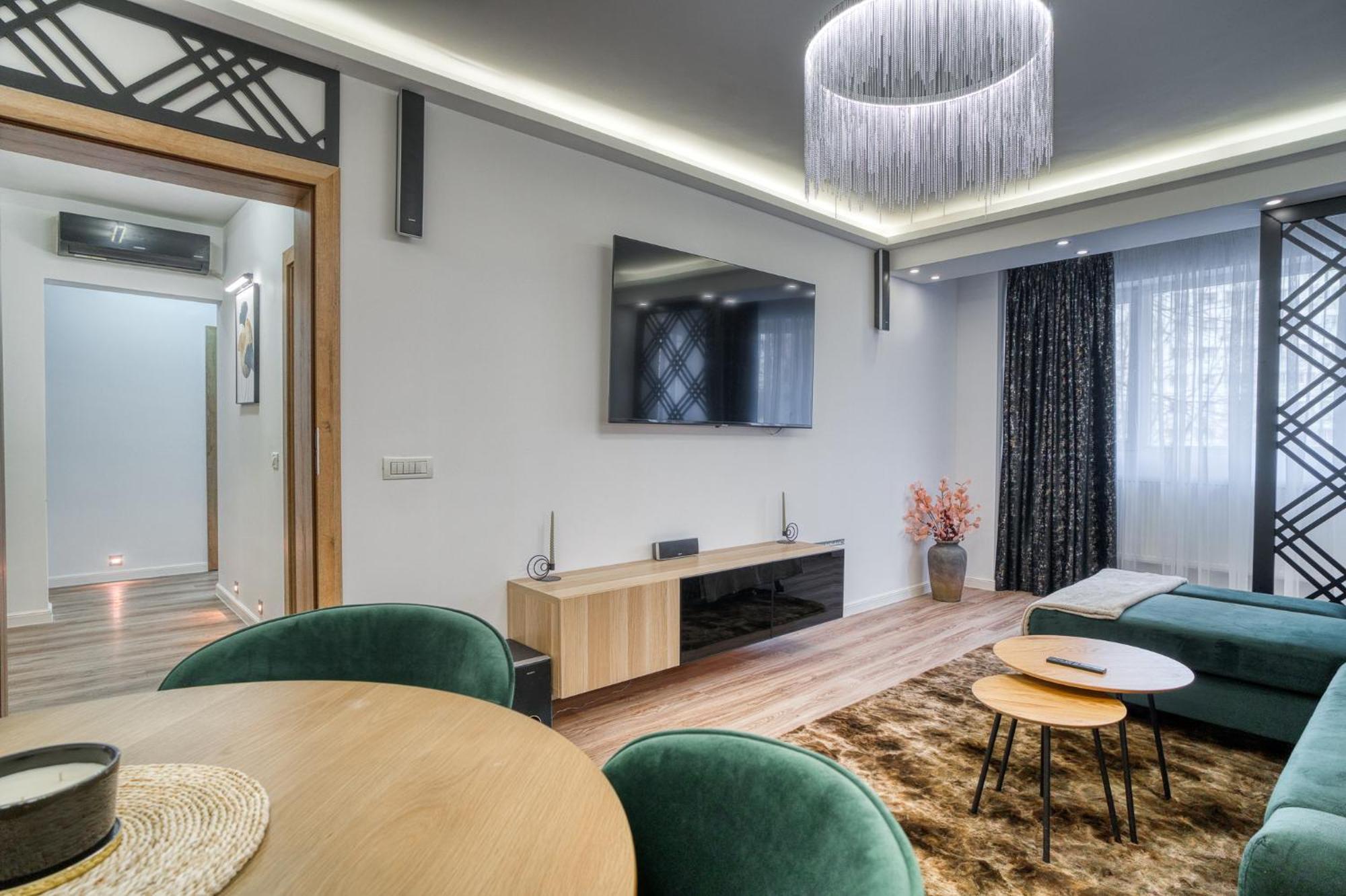 City Chic Retreat: Newly Renovated 1Br Apartment 부쿠레슈티 외부 사진