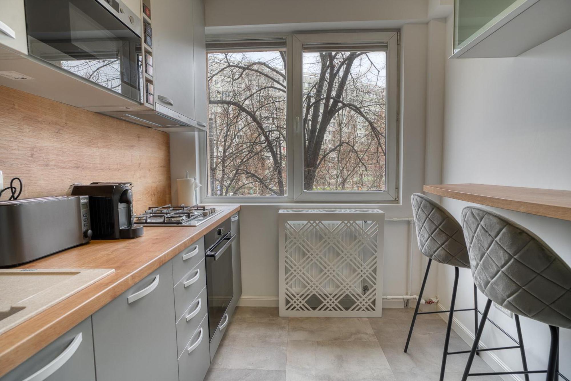 City Chic Retreat: Newly Renovated 1Br Apartment 부쿠레슈티 외부 사진