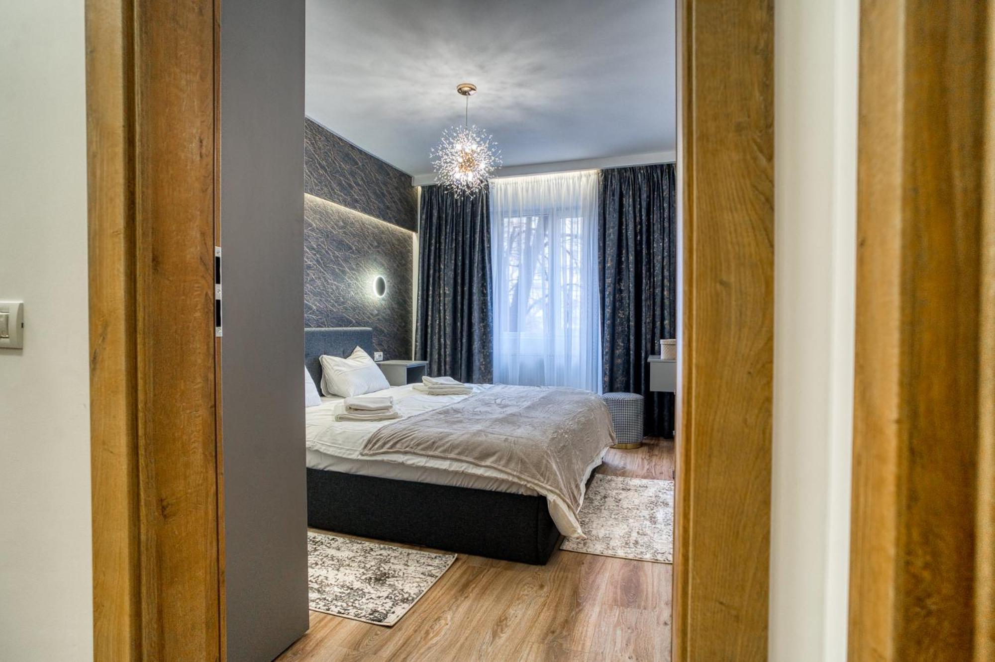 City Chic Retreat: Newly Renovated 1Br Apartment 부쿠레슈티 외부 사진
